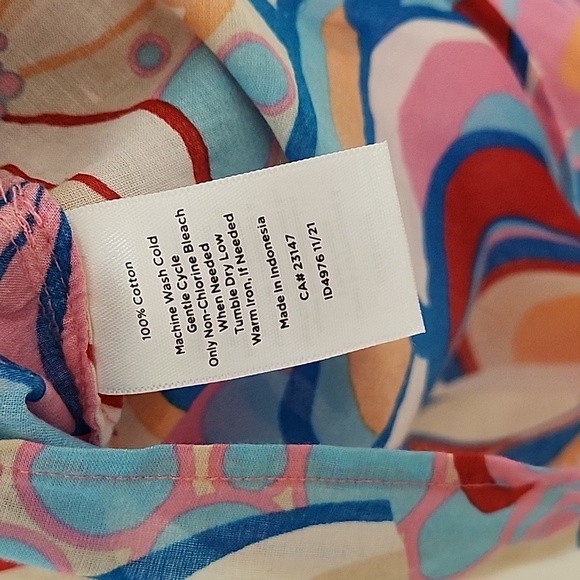 Talbots RUFFLE TRIM SHELL  DAZZLING FLORAL SIZE LP - Picture 13 of 16